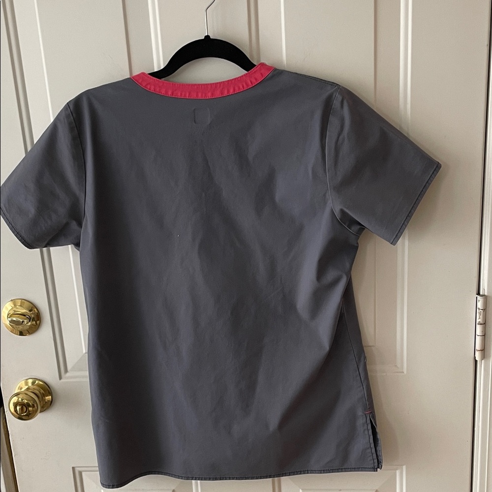 WonderWink Women's Scrub Set in Slate Gray with Pink Accents Size M - Picture 8 of 8
